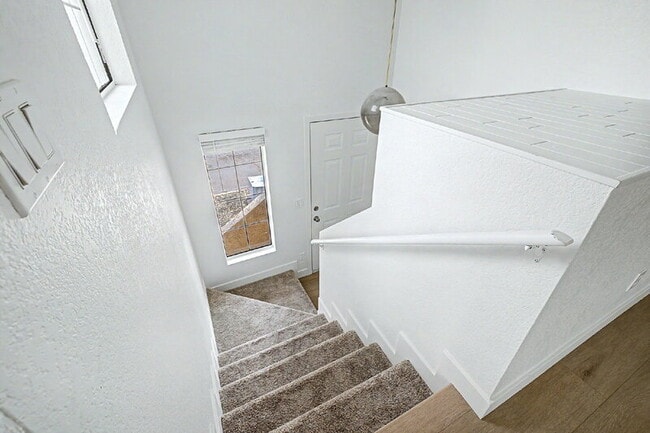 Photo - 818 S Westwood Unit Apt 210