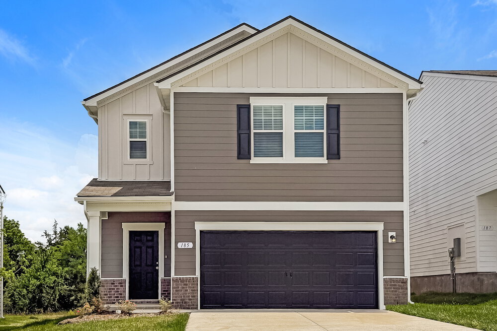 Photo - 185 Snowdrop Ave