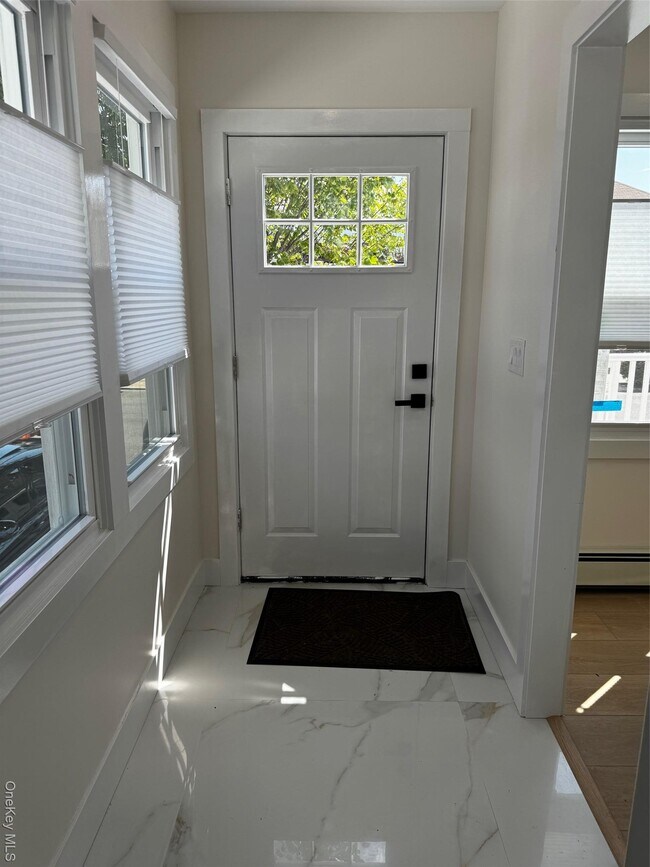 Photo - 253 W Market St Unit Main