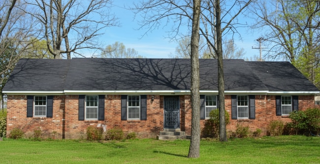 Building Photo - 4762 Quintell Ave Rental