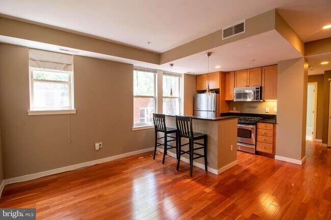 Photo - 2535 13th St NW Unit 304