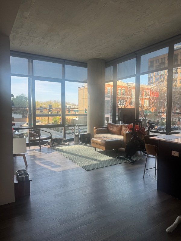 Photo - 51 E 14th St