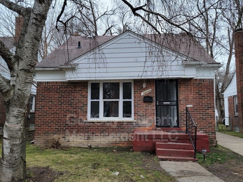 Photo - 22238 Pembroke Ave