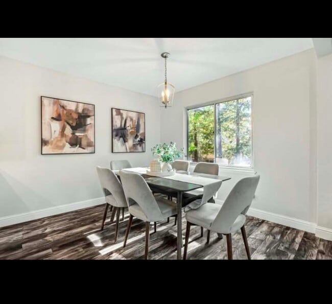 Photo - 310 Tradewinds Dr Unit 8