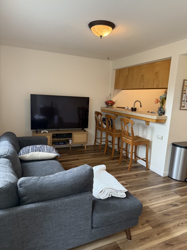 Photo - 3190 Camellia Ct Unidad C