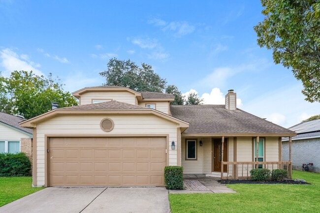 Building Photo - 11731 Yearling Dr