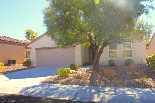 Photo - 2212 Sawtooth Mountain Dr