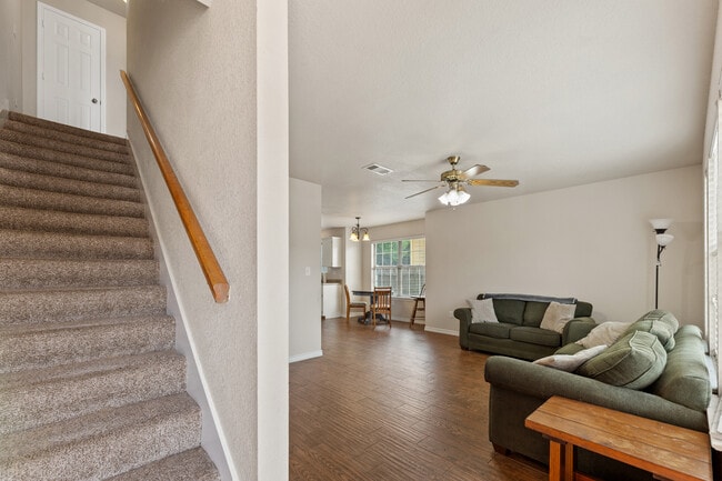 Photo - 123 Bolero Way