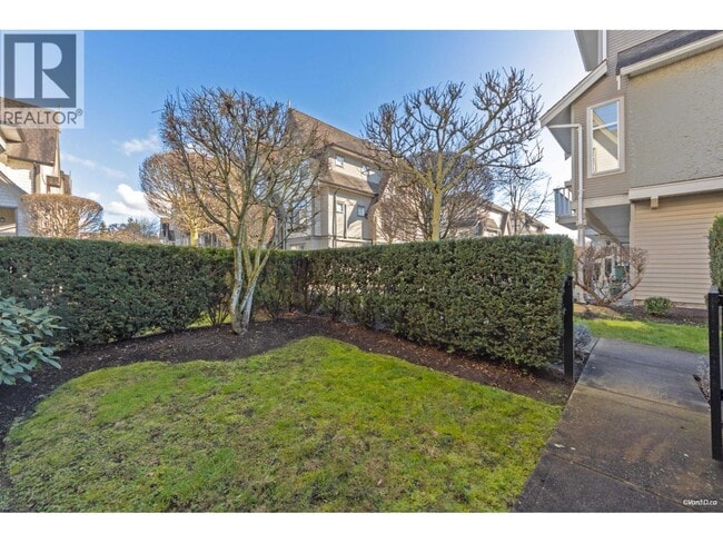 Photo - 7288 Heather St