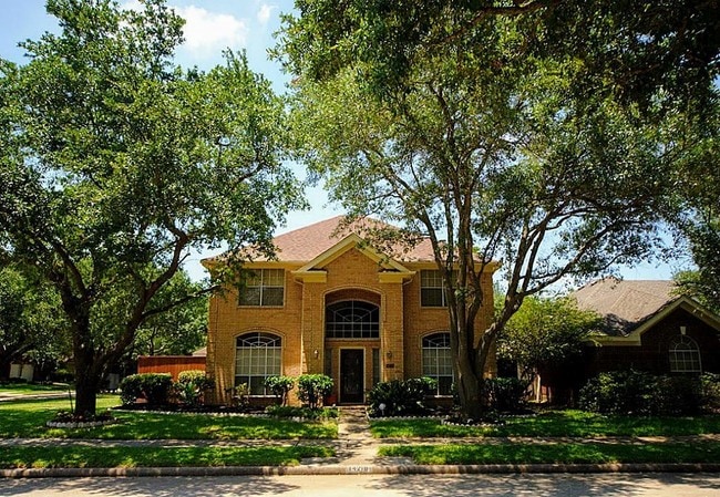 Photo - 14218 Swallowfield Dr House