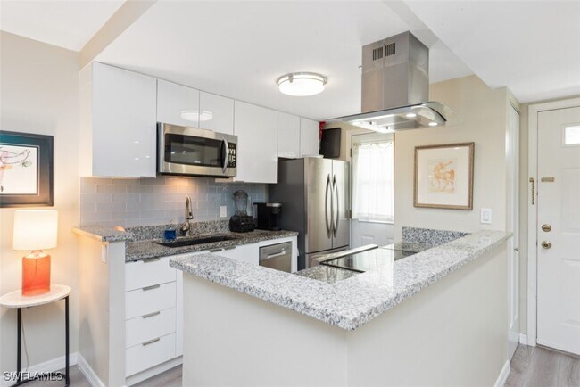 Photo - 1021 3rd St S Unit 102