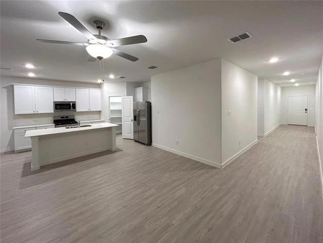 Photo - 7013 English Elm Trl