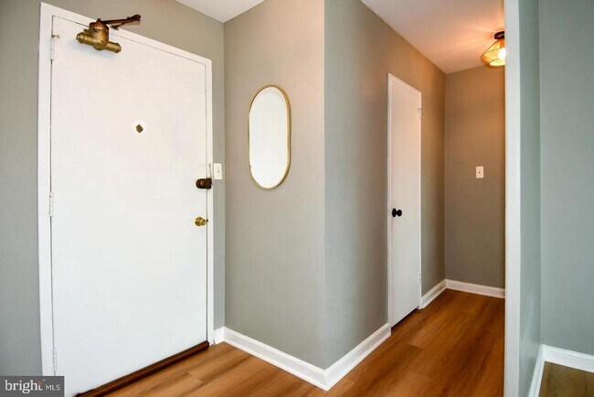 Photo - 1300 S Arlington Ridge Rd Unit 204