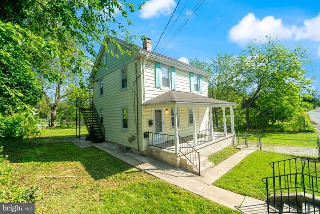 Photo - 107 Fusting Ave House