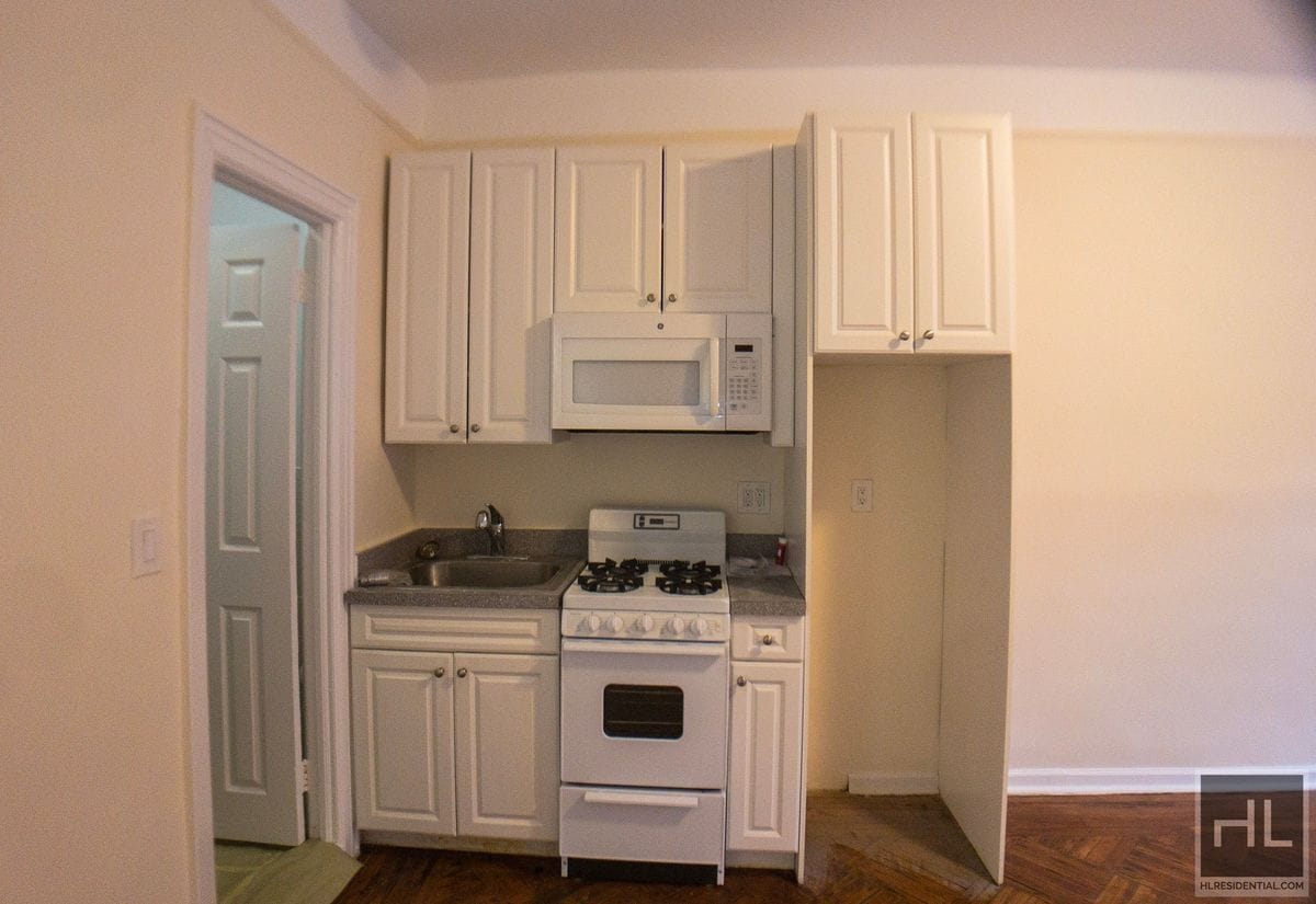 Photo - WEST 72 STREET Unit 3E