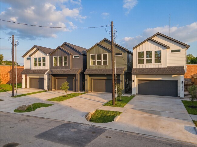 Photo - 6321 Foster St