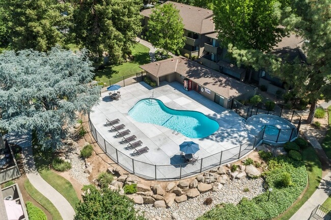 SHIMMERING SWIMMING POOL
