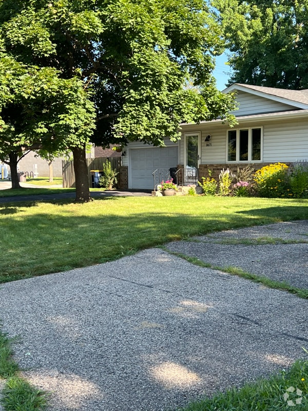Building Photo - 8671 208th St W Rental