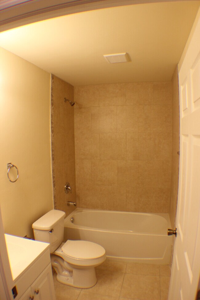 407/409 Hancock Bridge Pkwy Apartment Unit 409 Hancock Bridge Pkwy