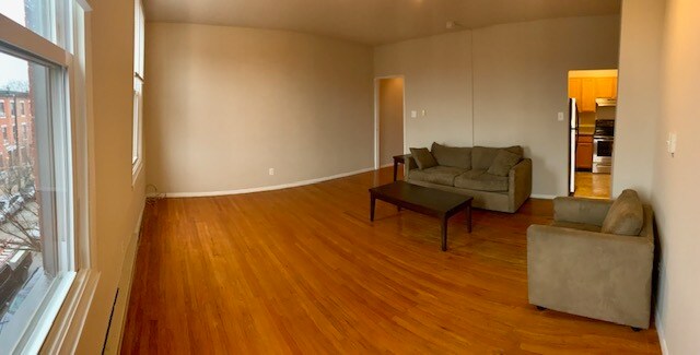 Photo - 3909 Pine St