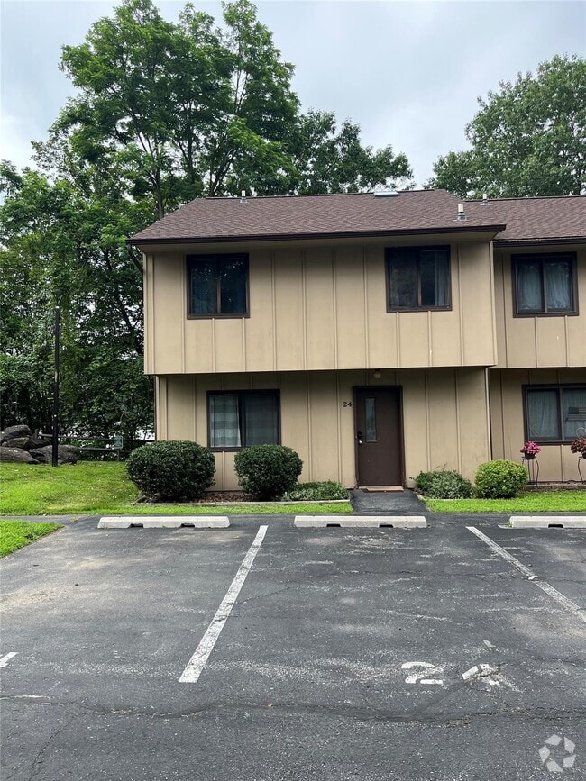 Building Photo - 24 Hudson Heights Dr Rental