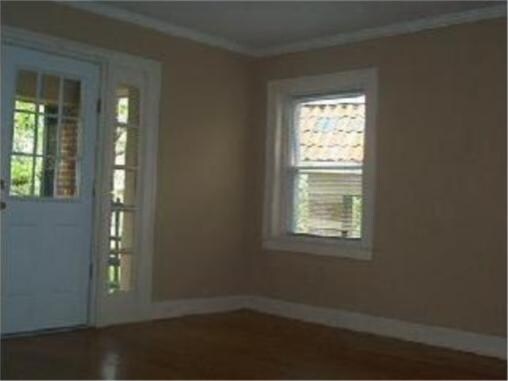 Photo - 2733 Campbell St