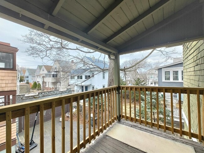 Building Photo - 207 Boston Ave Unit A