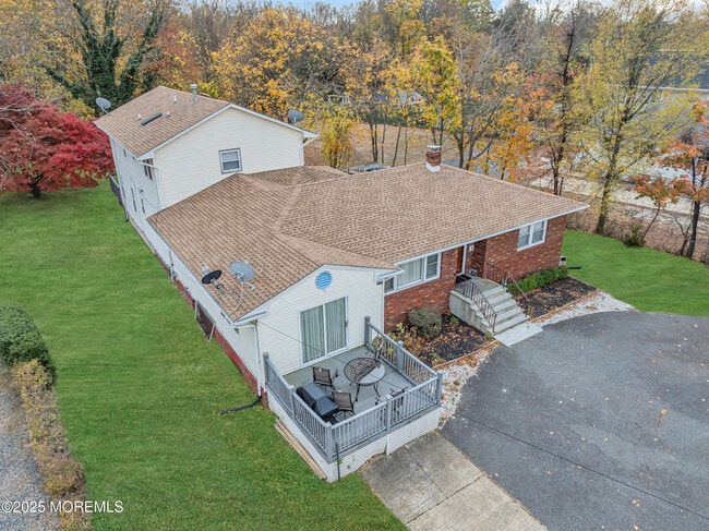 Photo - 320 Roosevelt Ave