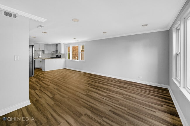 Photo - 135 Custer Ave Unit 1