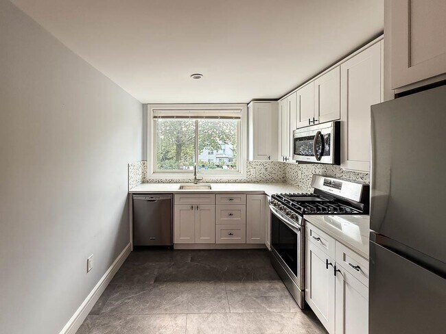 Photo - 195 Hutton St Unit 2