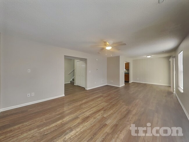 Photo - 9225 Dry Creek Dr