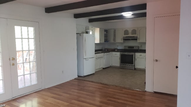 Photo - 1616 E Cedar Pl