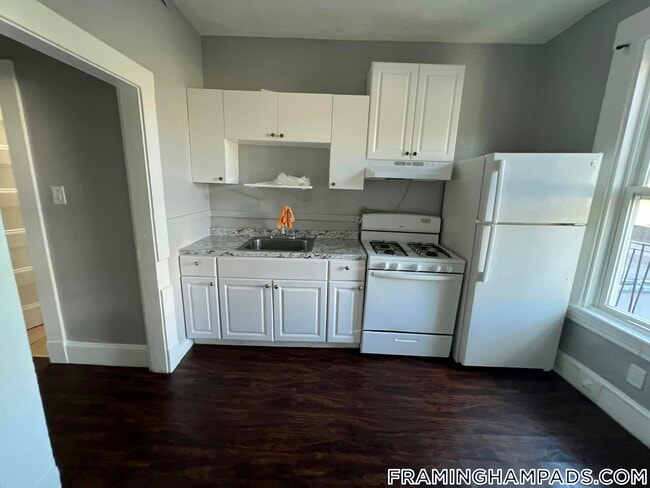 Photo - 64 Hollis St Unidad 13