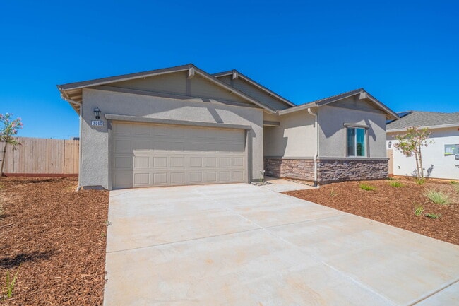 Photo - Spacious New 4/2 in Shastina Ranch!