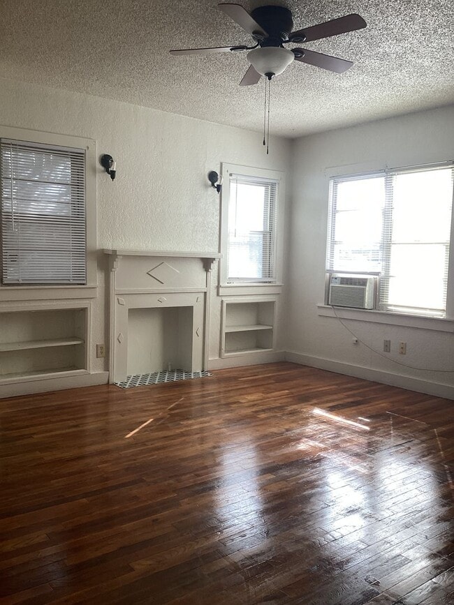 Photo - Cute 2 Bedroom with a little historical charm! One block from ENMU!