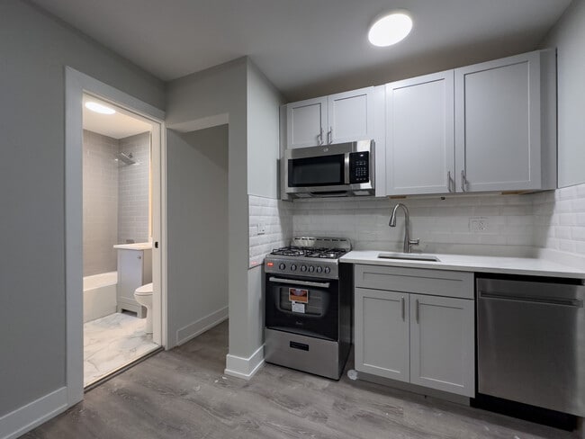 Photo - 510 W Belmont Ave Unidad M3