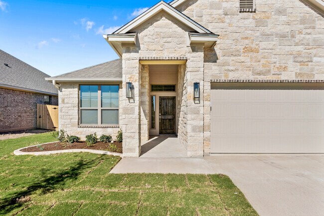 7228 Caladium Dr