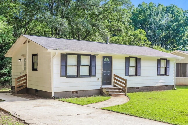 Photo - 230 King Blvd