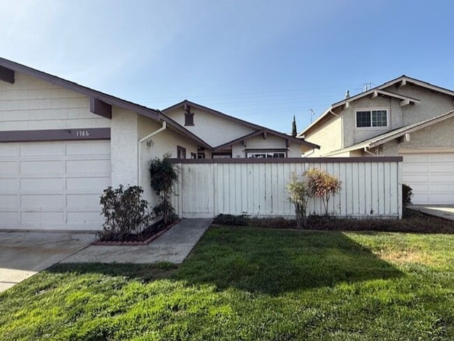 Building Photo - 3 Bedroom, 2 Bath Home with large yard and courtyard near Lake Cunningham Park...available now!