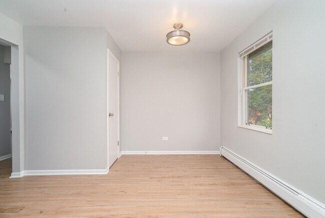 Photo - 27 S Spring Ave Unit 27-02 S Spring