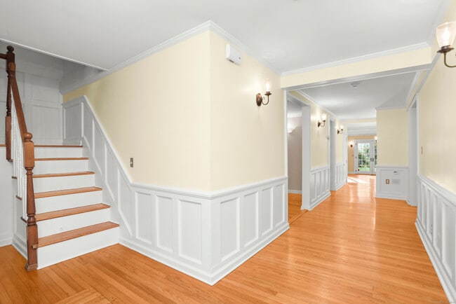 Photo - 112 Hillspoint Rd