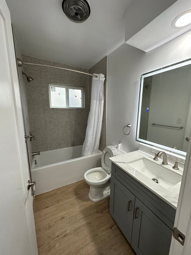 Photo - Live The  Beverly Hills Lifestyle Today