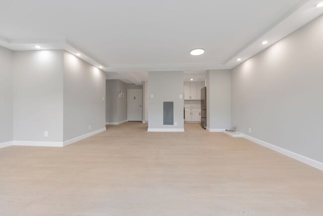 Photo - 205 Yoakum Pky Unidad 516