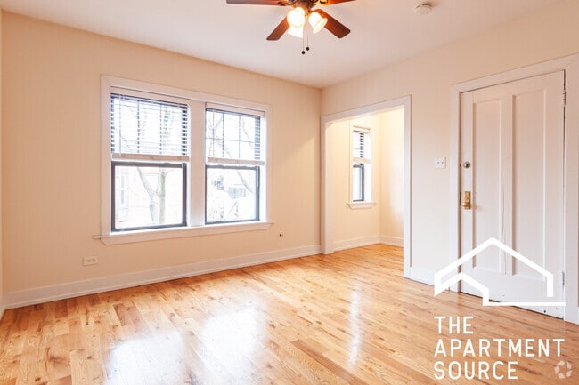 Building Photo - 2948 N Seminary Ave Unit 1 Rental