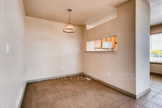 Photo - 805 Summer Hawk Dr