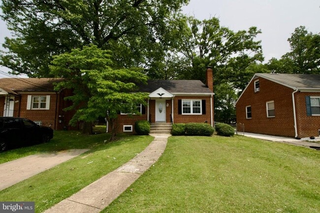 Photo - 6700 Livingston Rd House