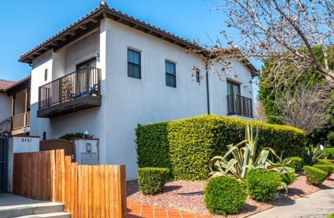 6451 Woodley Ave Residences
