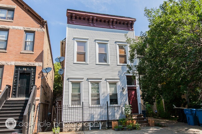 Building Photo - 1016 W Fry St Unit 1R Rental