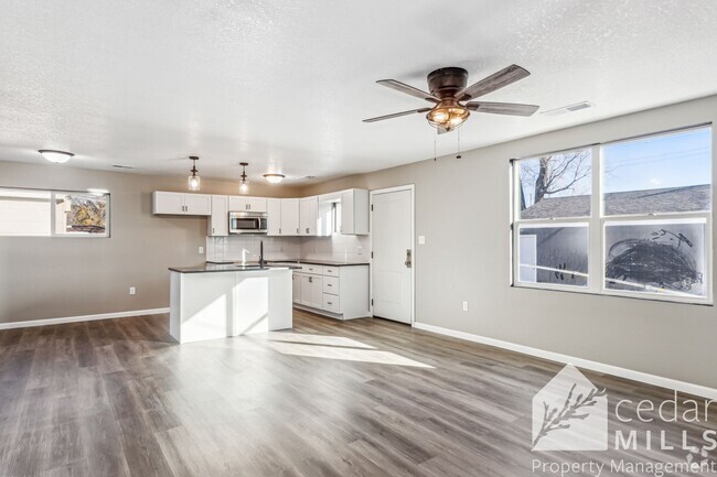 Building Photo - Brand new 2 Bedroom in Central Wichita! Rental