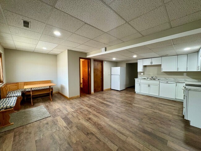 Photo - Recently remodeled 3-bedroom, 1.5 bath in the brewery district area